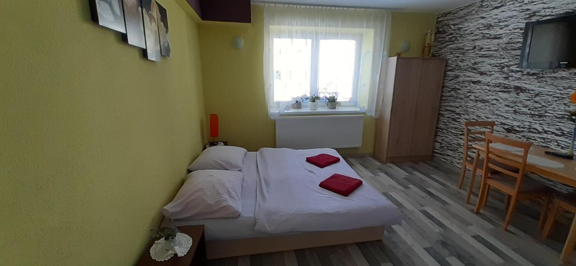 Privat Bene Apartment Vysne Ruzbachy Ruang foto
